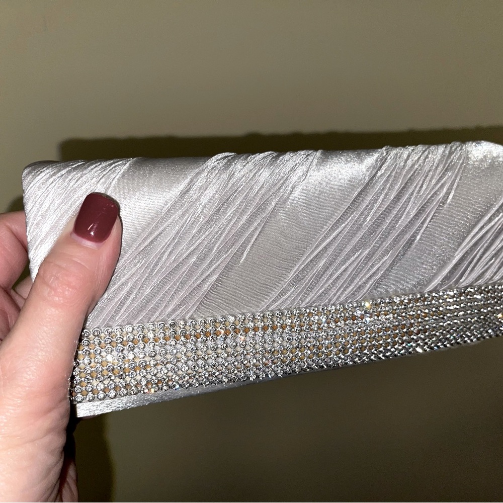 8” x 4” Silver and rhinestone clutch